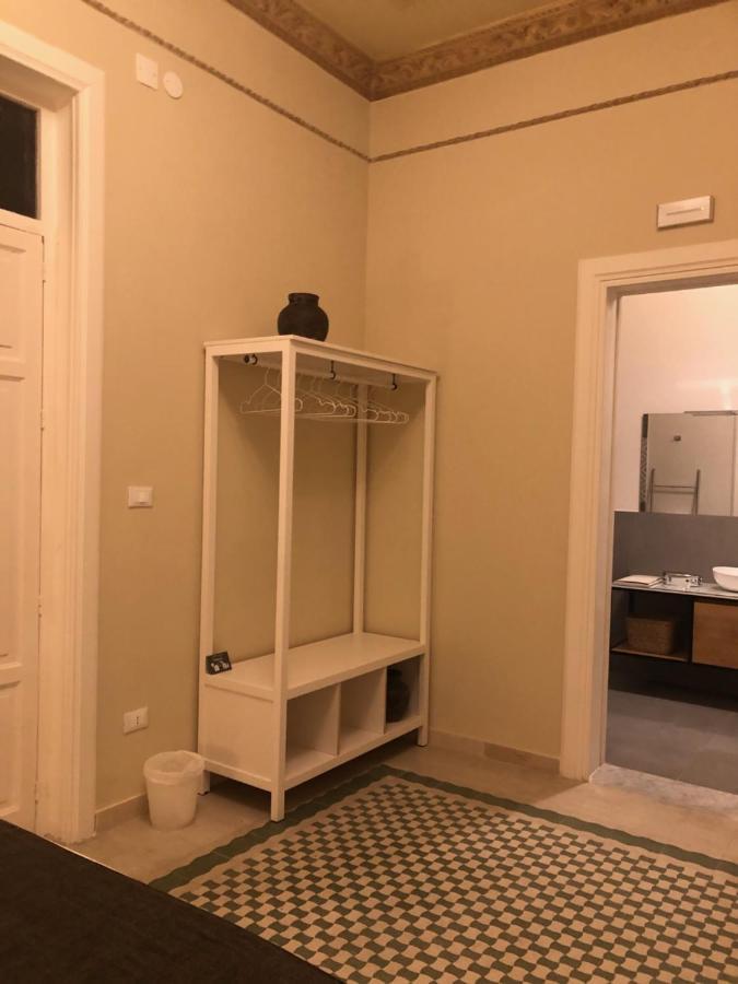 Barrique Guest House Free Bus From The Airport One Way パレルモ エクステリア 写真